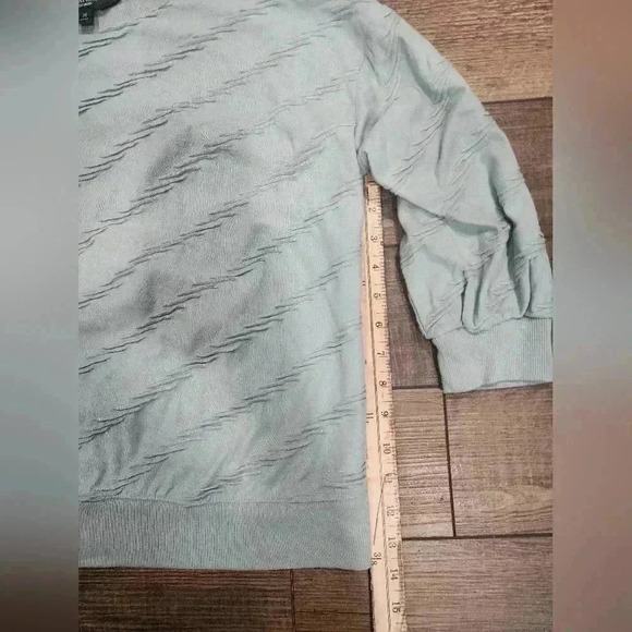 Detailed Vine Sweater top by Simply Vera Wang Size M Green 3/4 Sleeve - Picture 6 of 6